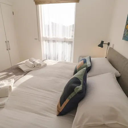 Una, 70 Holiday home