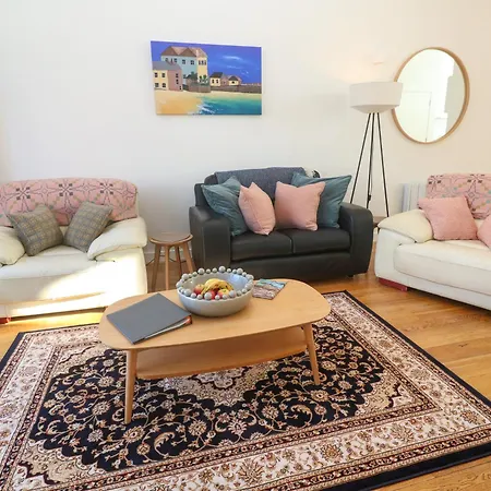 Una, 70 Holiday home *