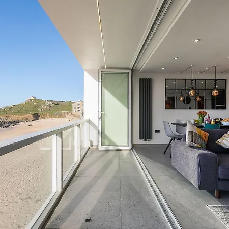 Louies Loft * St Ives (Cornwall)