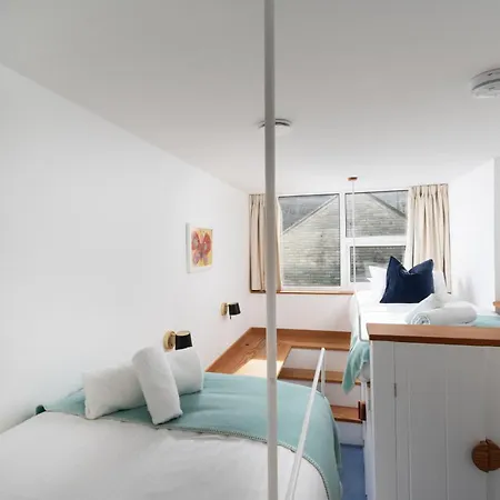 11 Piazza St Ives (Cornwall)