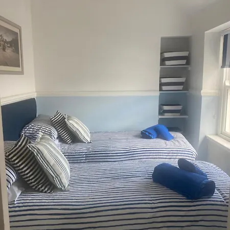 Little Dolly Sea View 2 Bedroom Apartment, Town, Dog Friendly * St Ives (Cornwall)