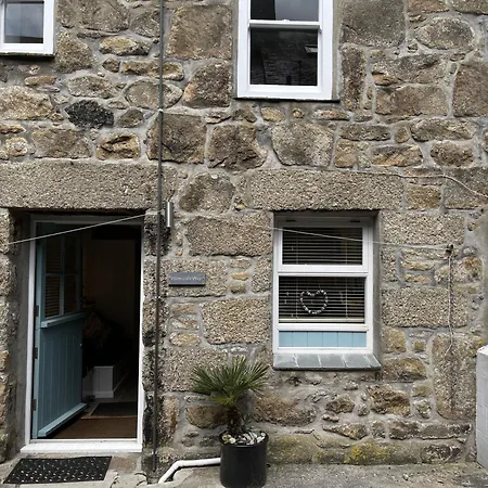 Howards Way Holiday home *