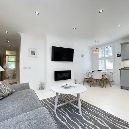 Holiday home 4 Hazelbury House - A Tranquil Hidden Gem St Ives (Cornwall)