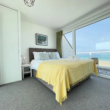 26 Piazza - Stunning Seaviews Of Porthmeor Holiday home