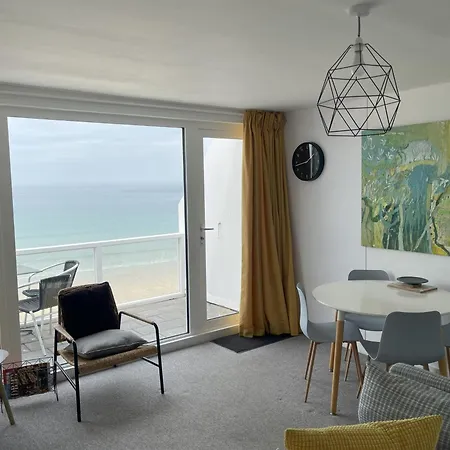 26 Piazza - Stunning Seaviews Of Porthmeor Holiday home *