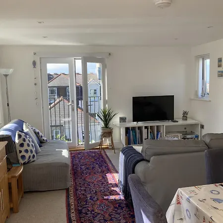 Flat 4, 10 Porthminster Terrace St Ives (Cornwall)