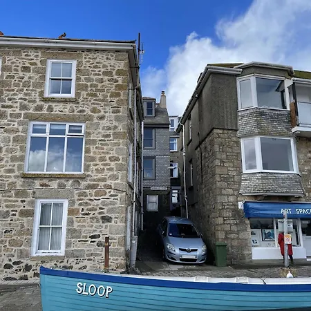 Upper Seaview St Ives (Cornwall)