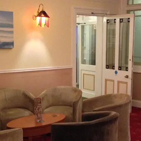 Chy-An-Albany Hotel 3*