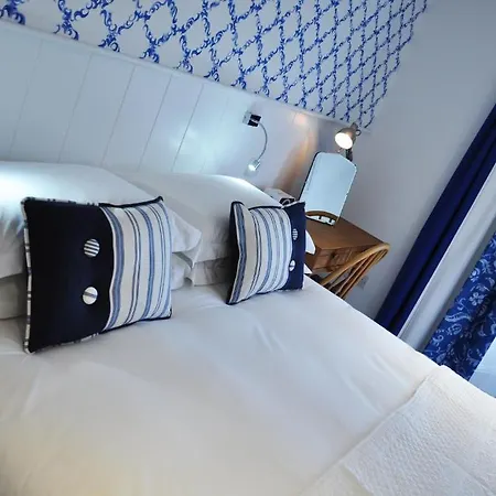 Casa de hóspedes Trevose Harbour House 5*