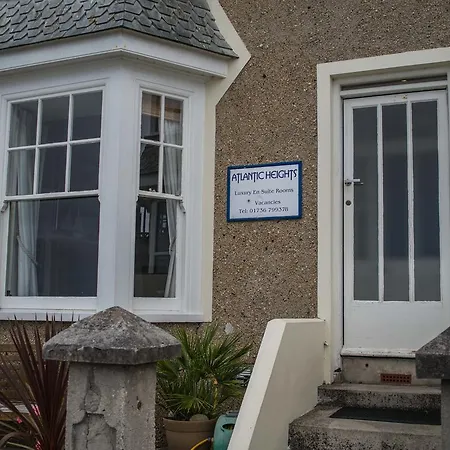 Guest house Atlantic Heights 4*