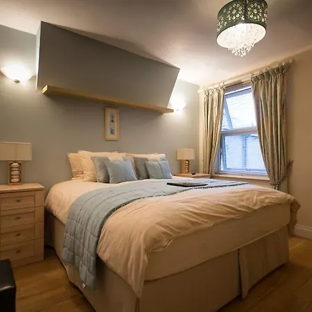 Atlantic Heights Guest house 4*