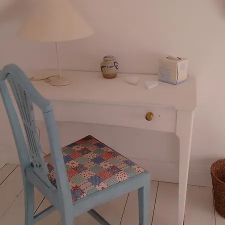 Westward House Apartment