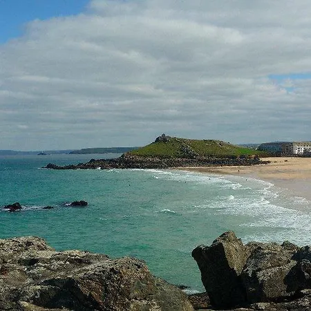 Carlill * St. Ives
