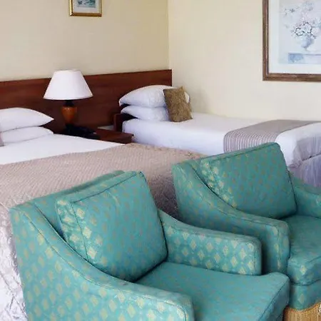 Chy-An-Albany Hotel
