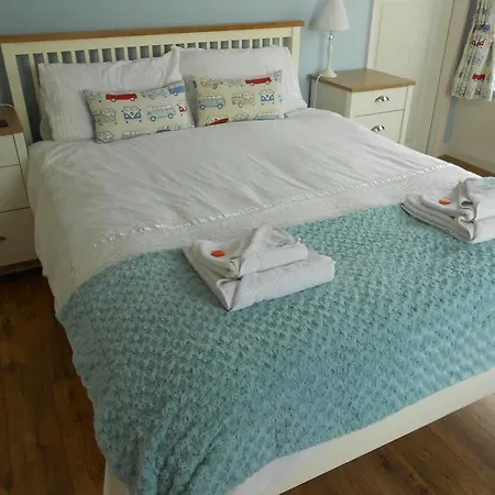 Downsfield 5* St Ives (Cornwall)