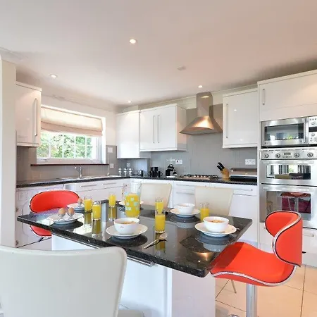 Rosemorran Apartment *