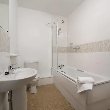 The Bay 3* St. Ives
