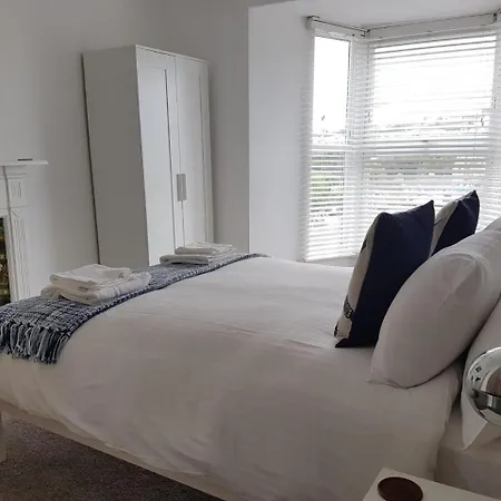 Saltwater Guest house 4*