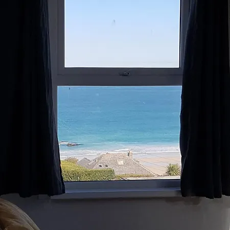 Guest house Saltwater