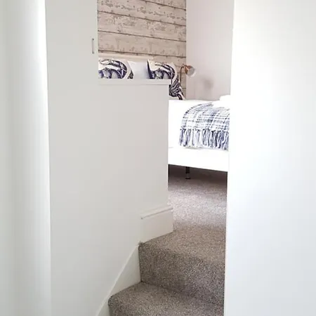 Saltwater Guest house 4*