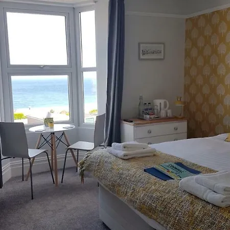 Saltwater 4*