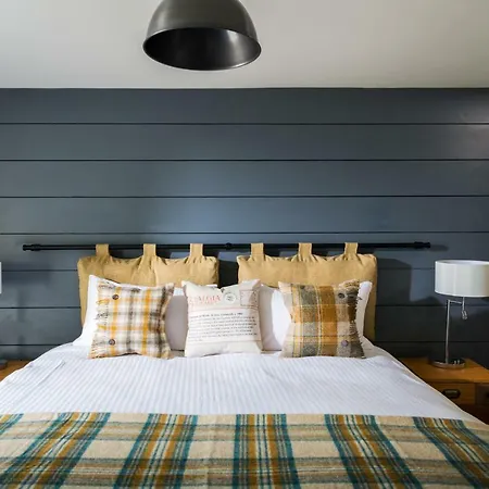 Inn Lifeboat