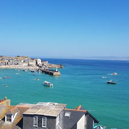 Carlill * St. Ives