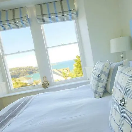 Headland House Luxury Bed & Breakfast 4*