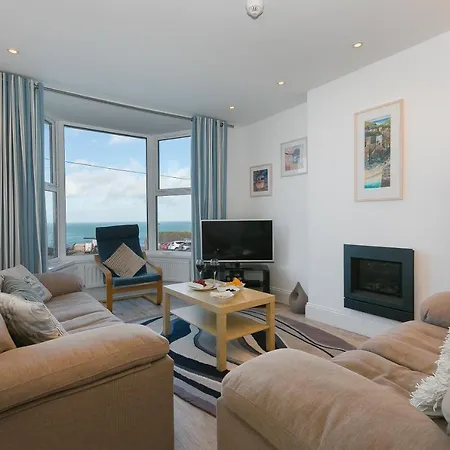 Sea Crest Holiday home